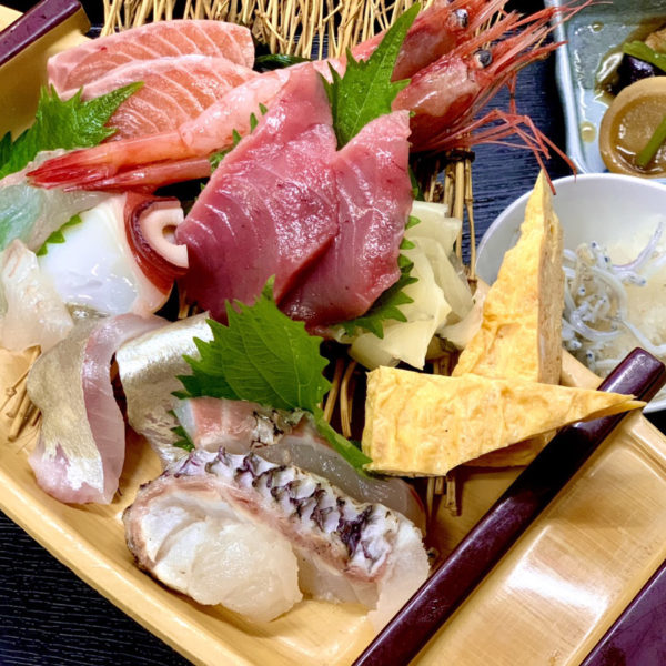 刺身盛り合わせ